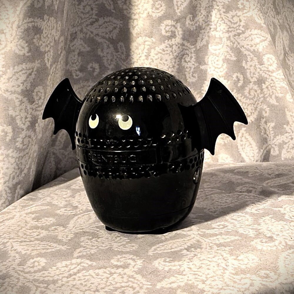 Bath & Body Works SCENTBUG Home Fragrance Oil Fan Diffuser Bat bundle - Picture 4 of 10